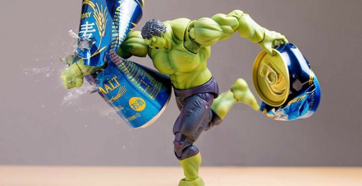 figurine hulk