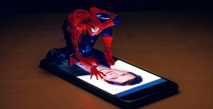 figurine spiderman art